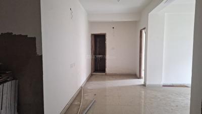 Living Room Image of 911 Sq.ft 2 BHK Apartment / Flat for sale in Chinar Park Kolkata for Rs. 3826200