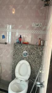 Bathroom Image of 2700 Sq.ft 4 BHK Builder Floor for sale in Vikaspuri New Delhi for Rs. 50000000