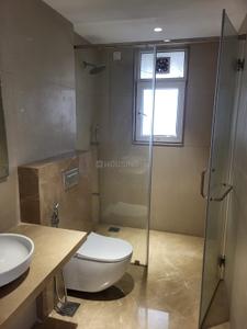 Bathroom Image of 2500 Sq.ft 4 BHK Apartment / Flat for sale in Khar West Mumbai for Rs. 147500000