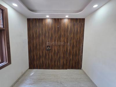 Bedroom Image of 540 Sq.ft 9 BHK Independent House for sale in Laxmi Nagar New Delhi for Rs. 25000000