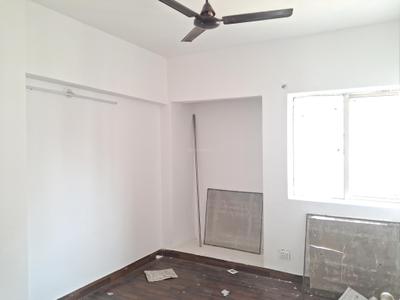 Bedroom Image of 830 Sq.ft 2 BHK Apartment / Flat for sale in Paras Seasons, Sector 168 Noida for Rs. 7500000