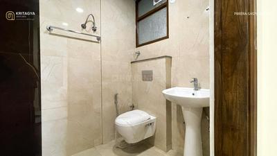 Bathroom Image of 1895 Sq.ft 3 BHK Apartment / Flat for sale in Ramgarh Bhudda Zirakpur for Rs. 11500000