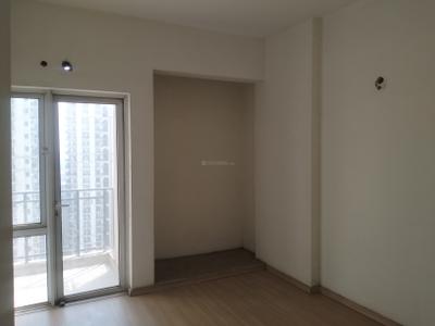 Bedroom Image of 1565 Sq.ft 3 BHK Apartment / Flat for sale in DLF Capital Greens, Karampura New Delhi for Rs. 27000000