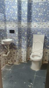 Bathroom Image of 450 Sq.ft 1 BHK Apartment / Flat for rent in Mahalakshmi Nagar Indore for Rs. 22000