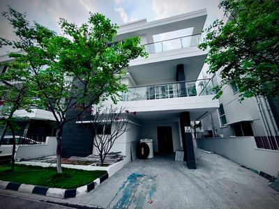 4 BHK Villa
