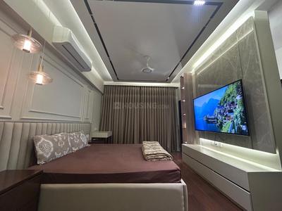 Balcony Image of 4500 Sq.ft 5 BHK Apartment / Flat for rent in Tata Primanti, Sector 72 Gurgaon for Rs. 275000
