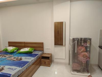 Bedroom Image of 1500 Sq.ft 1 RK Builder Floor for rent in Sector 38 Gurgaon for Rs. 24000