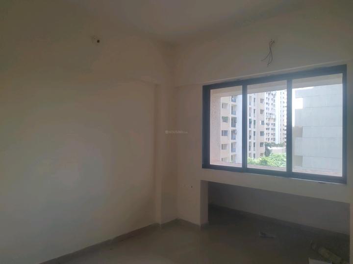 Ekta Parksville Main Image 1