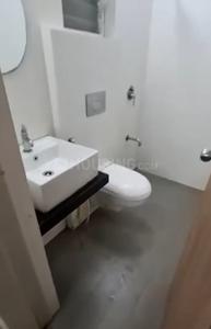 Bathroom Image of 650 Sq.ft 2 BHK Apartment / Flat for rent in Godrej Emerald, Thane West Thane for Rs. 30000