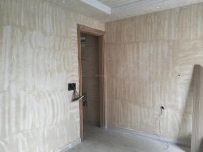 Bedroom Image of 1800 Sq.ft 3 BHK Builder Floor for sale in Vikaspuri New Delhi for Rs. 34000000