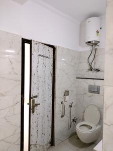 Common Bathroom One Image of 2100 Sq.ft 4 BHK Apartment / Flat for sale in CGHS ShivLok Apartment by CGHS Group, Sector 6 Dwarka New Delhi for Rs. 29800000