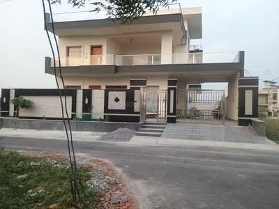 Image of 4580 Sq.ft 5 BHK Independent House for sale in Sector 62, Faridabad for Rs. 65000000