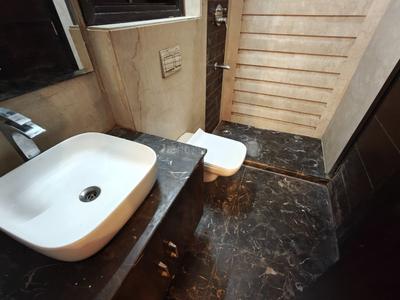 Bathroom Image of 1800 Sq.ft 3 BHK Builder Floor for rent in South Extension II New Delhi for Rs. 100000