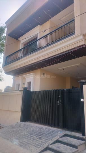 60 Garden Colony, Green Model Town Main Image 1