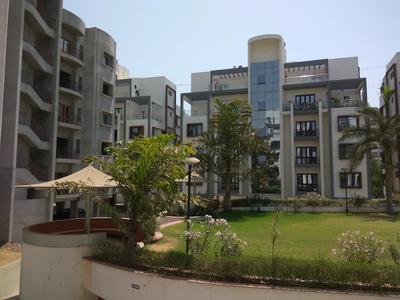 Image of 2000 Sq.ft 3 BHK Apartment / Flat for sale in Skyline Residency, Atladara, Vadodara for Rs. 6500000