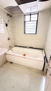 Bathroom Image of 1600 Sq.ft 3 BHK Apartment / Flat for sale in Magarpatta Roystonea, Magarpatta City Pune for Rs. 29000000