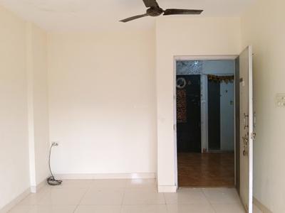 Living Room Image of 800 Sq.ft 2 BHK Apartment / Flat for sale in Krishna Greenland, Kasarvadavali Thane for Rs. 7200000