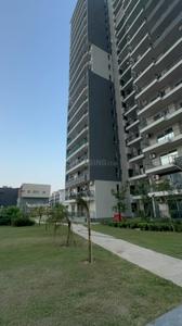Building Image of 1855 Sq.ft 3 BHK Apartment / Flat for sale in Godrej Meridien, Sector 106 Gurgaon for Rs. 28900000