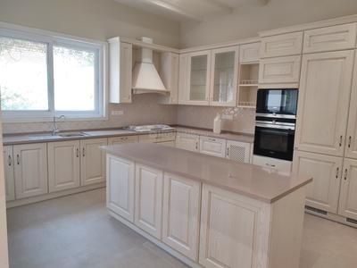 Kitchen Image of 7456 Sq.ft 4 BHK Villa for sale in Sri Aditya Casa Grande, Gandipet Hyderabad for Rs. 350000000