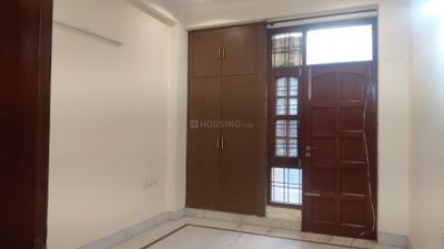 Bedroom Image of 2800 Sq.ft 3 BHK Builder Floor for rent in Sector 46 Noida for Rs. 41000
