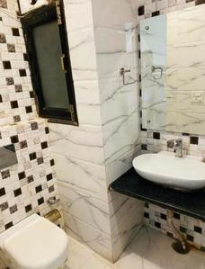 Bathroom Image of Royal accomodation PG in Viman Nagar, Pune