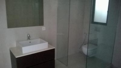 Bathroom Image of 4100 Sq.ft 4 BHK Apartment / Flat for sale in Panchshil Eon Waterfront, Kharadi Pune for Rs. 57500000