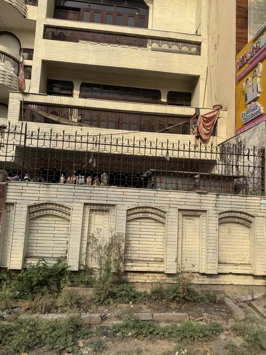 Uttari Pitampura Main Image 1