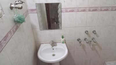 Bathroom Image of 826 Sq.ft 2 BHK Apartment / Flat for sale in Rajajipuram Lucknow for Rs. 3450000