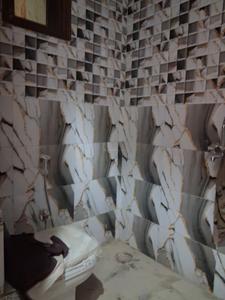 Common Bathroom Image of 917 Sq.ft 2 BHK Apartment / Flat for sale in Sector 74 Noida for Rs. 3895000