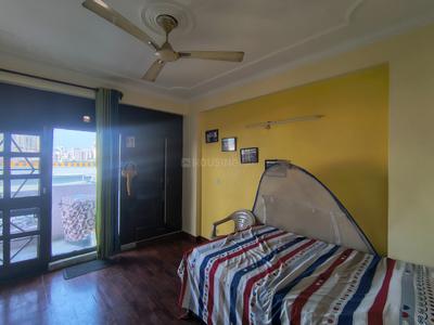 Bedroom Image of 1600 Sq.ft 3 BHK Apartment / Flat for rent in Kesar Garden Apartment, Sector 48 Noida for Rs. 35000