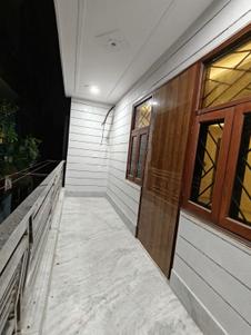 Balcony Image of 4500 Sq.ft 10 BHK Independent House for sale in Madangir New Delhi for Rs. 60000000