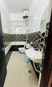 Bathroom Image of 2100 Sq.ft 3 BHK Apartment / Flat for sale in Srinagar Colony Hyderabad for Rs. 20000000