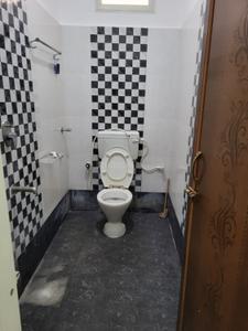 Bathroom Image of 1000 Sq.ft 2 BHK Builder Floor for rent in Margondanahalli Bengaluru for Rs. 18000