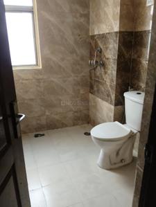 Image of 900 Sq.ft 2 BHK Apartment / Flat for rent in Amrapali Castle, Chi V, Greater Noida for Rs. 15000