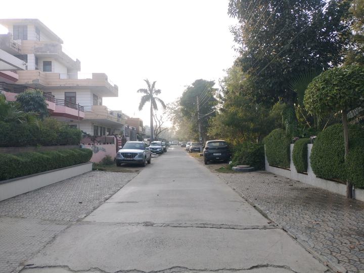 Sector 9 Main Image 1