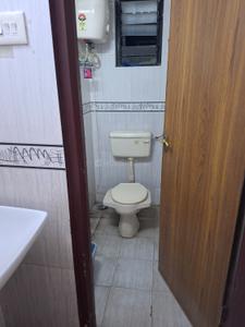 Image of 1200 Sq.ft 2 BHK Apartment / Flat for rent in Shewalkar Lake View, Trimurti Nagar, Nagpur for Rs. 35000