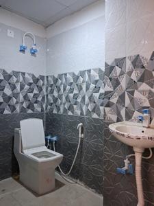 Bedroom Two Image of 1050 Sq.ft 2 BHK Apartment / Flat for sale in Sector 49 Noida for Rs. 4250000