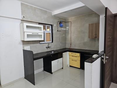 Kitchen Image of 900 Sq.ft 2 BHK Apartment / Flat for sale in Gokhale Saraswati Park, Kothrud Pune for Rs. 13900000