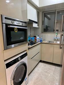 Kitchen Image of 700 Sq.ft 1 BHK Apartment / Flat for sale in Hiranandani Regent Hill A B C D And E Wing, Andheri East Mumbai for Rs. 15900000