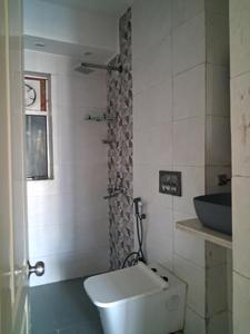 Common Bathroom Image of 1410 Sq.ft 3 BHK Apartment / Flat for sale in Paras Tierea, Sector 137 Noida for Rs. 12000000
