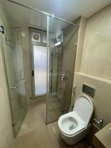 Image of 1900 Sq.ft 4 BHK Apartment / Flat for rent in Bandra West, Mumbai for Rs. 550000