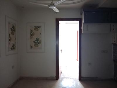 Living Room Image of 1050 Sq.ft 2 BHK Apartment / Flat for sale in Sector 73 Noida for Rs. 4200001
