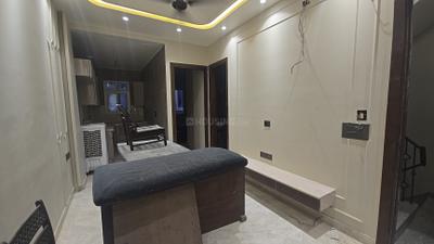 Living Room Image of 920 Sq.ft 2 BHK Builder Floor for rent in Paschim Vihar New Delhi for Rs. 36000