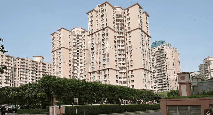 DLF Princeton Estate Main Image 1