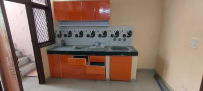 Kitchen Image of 500 Sq.ft 2 BHK Builder Floor for rent in Tughlakabad New Delhi for Rs. 8000