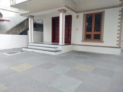 Balcony Image of 2200 Sq.ft 4 BHK Independent House for sale in Vyttila Kochi for Rs. 13500000