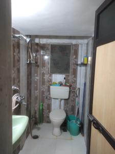 Bathroom Image of 930 Sq.ft 2 BHK Apartment / Flat for sale in Lok Upvan I, Thane West Thane for Rs. 14600000
