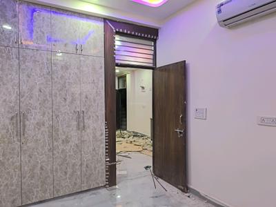 Bedroom Image of 1200 Sq.ft 3 BHK Apartment / Flat for sale in Govindpuram Ghaziabad for Rs. 5065000