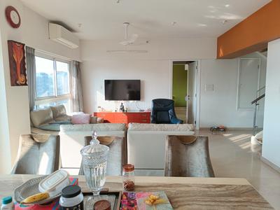 Hall Image of 2450 Sq.ft 4 BHK Apartment / Flat for sale in Godrej The Trees Phase 2, Vikhroli East Mumbai for Rs. 107500000