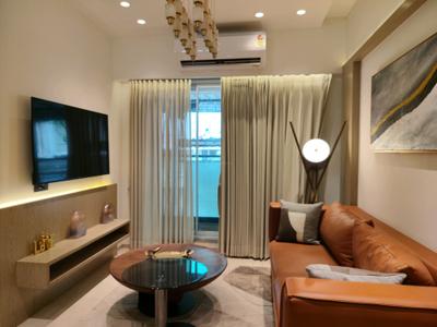 Living Room Image of 798 Sq.ft 2 BHK Apartment / Flat for sale in Satra Nexus, Jogeshwari East Mumbai for Rs. 15700000